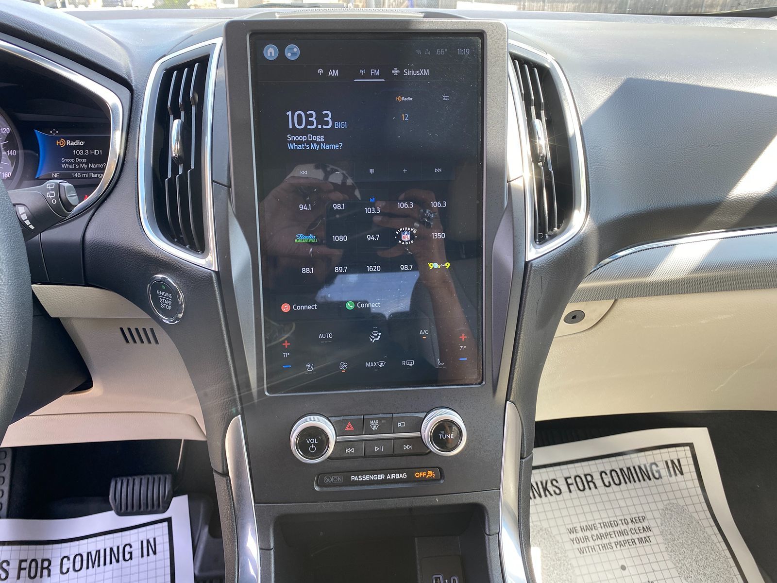 2021 Ford Edge Titanium - Photo 20