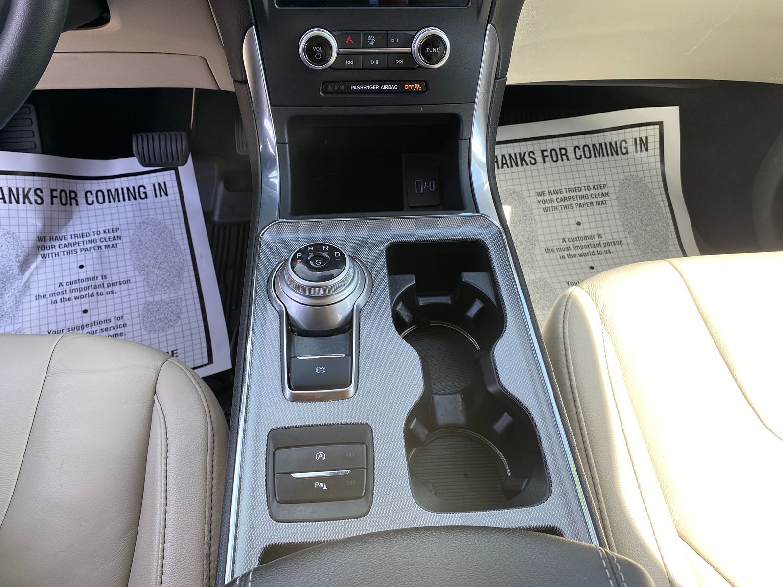 2021 Ford Edge Titanium - Photo 22