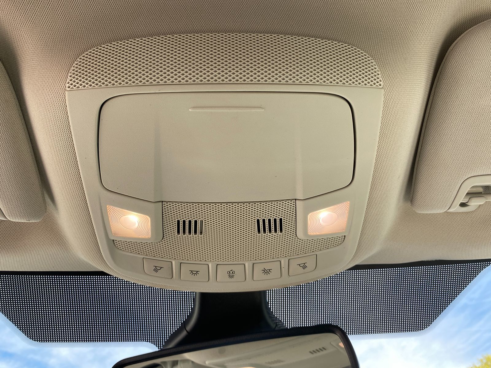 2021 Ford Edge Titanium - Photo 23