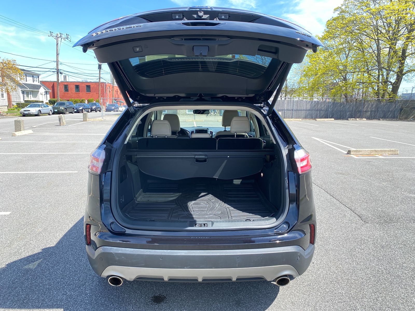 2021 Ford Edge Titanium - Photo 24
