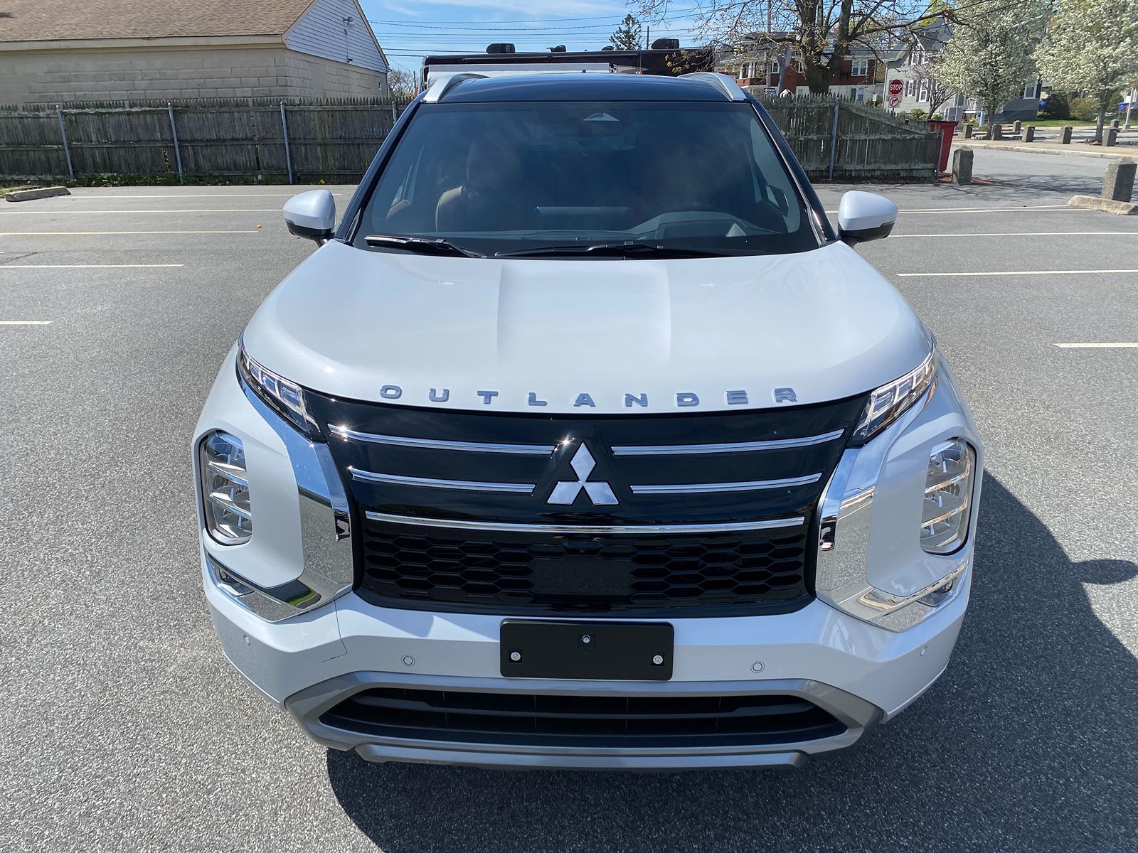 2025 Mitsubishi Outlander SEL photo 3