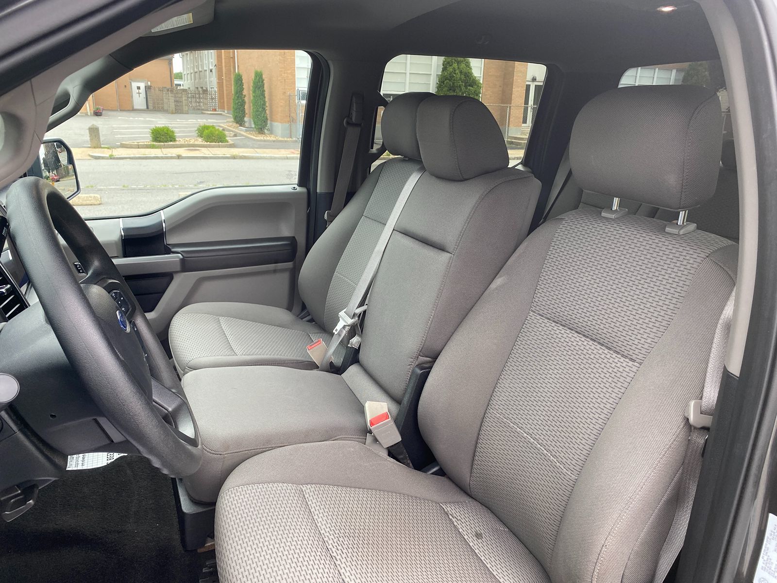 2020 Ford F-150 XLT photo 19