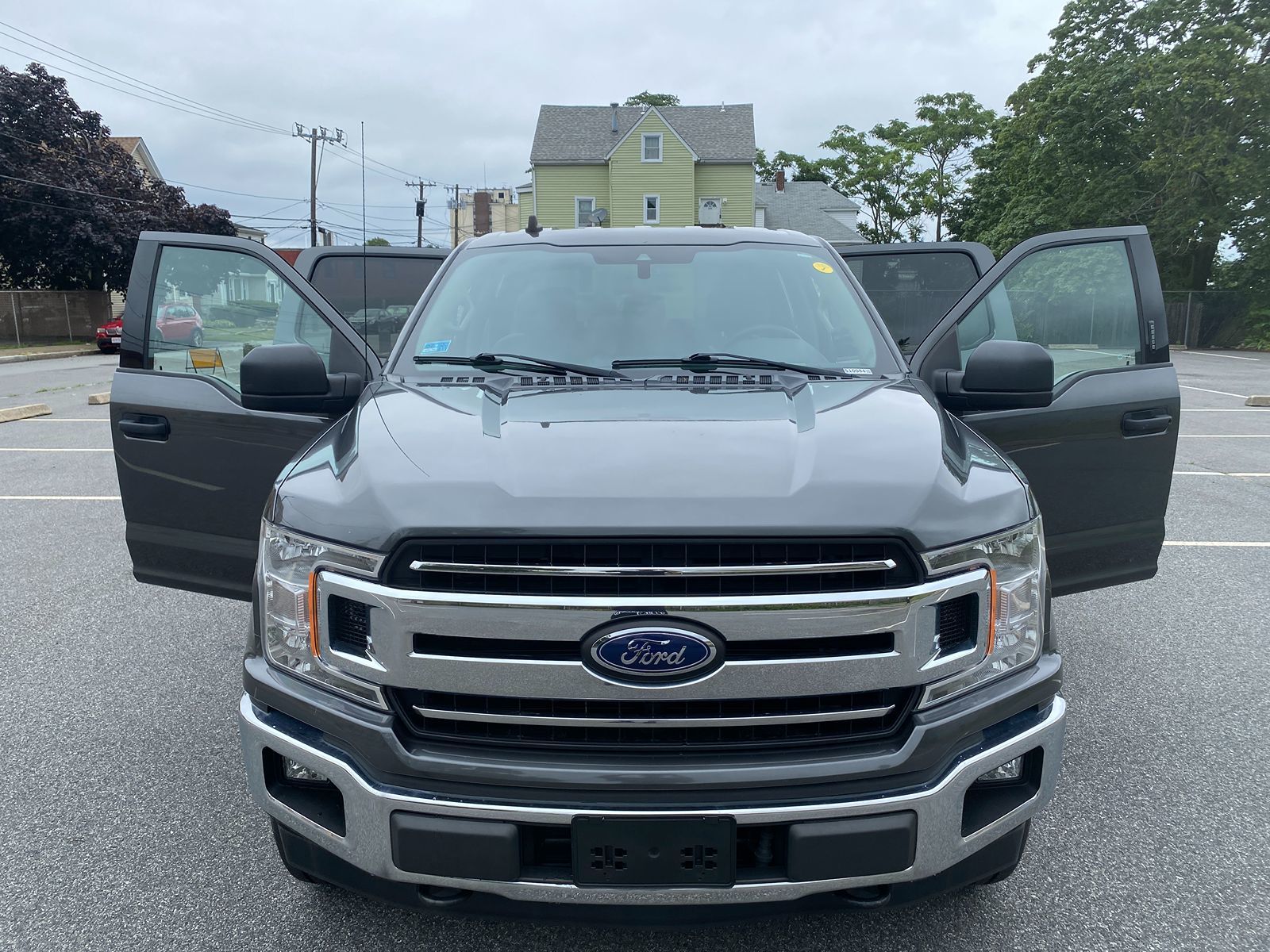 2020 Ford F-150 XLT photo 24