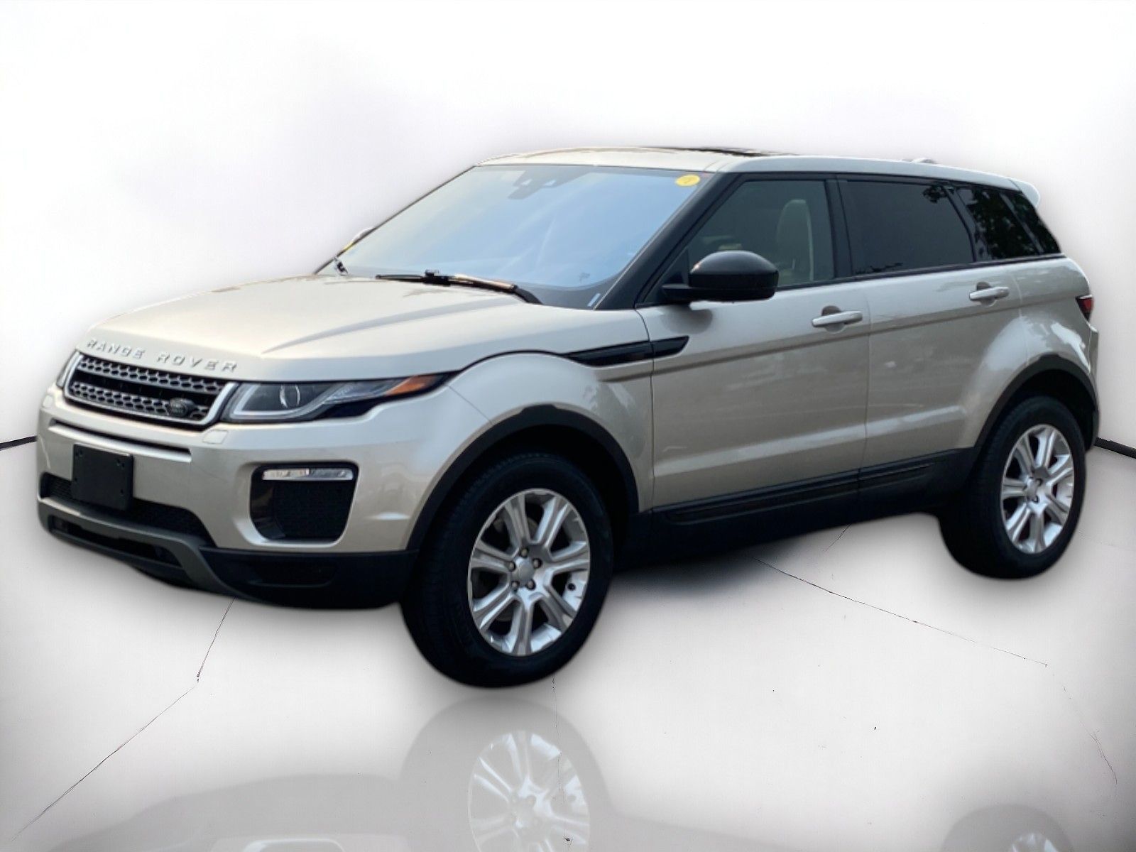 2017 Land Rover Range Rover Evoque SE Premium photo 2