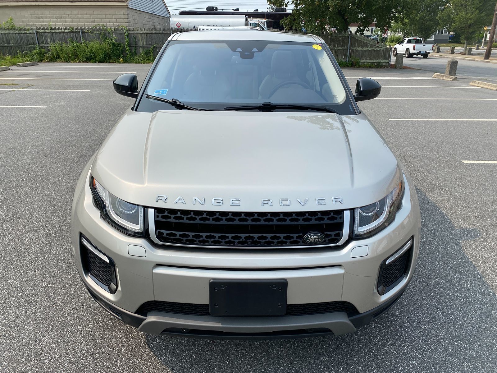 2017 Land Rover Range Rover Evoque SE Premium photo 3