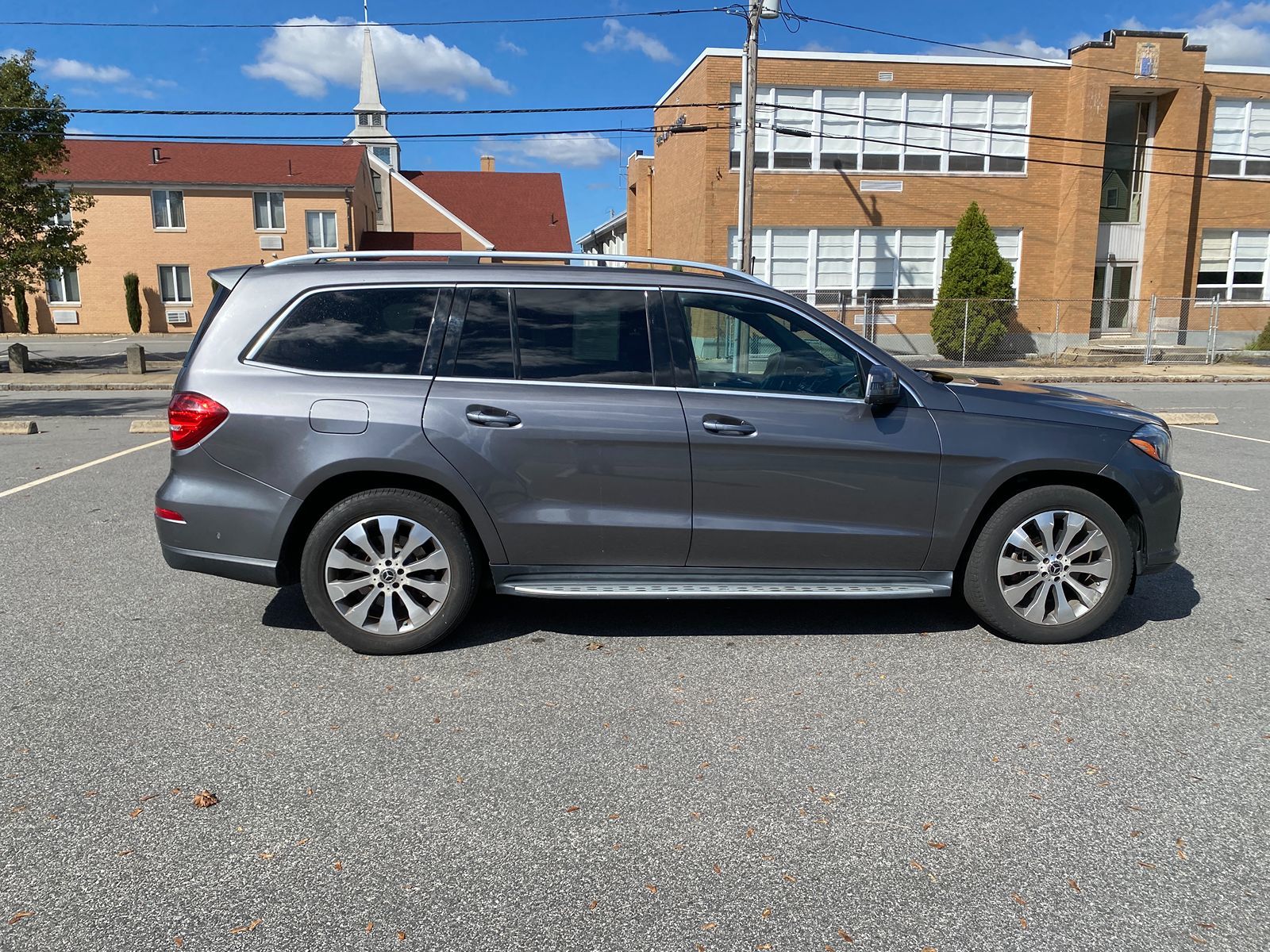 2018 Mercedes Benz GLS 450 4MATIC photo 4
