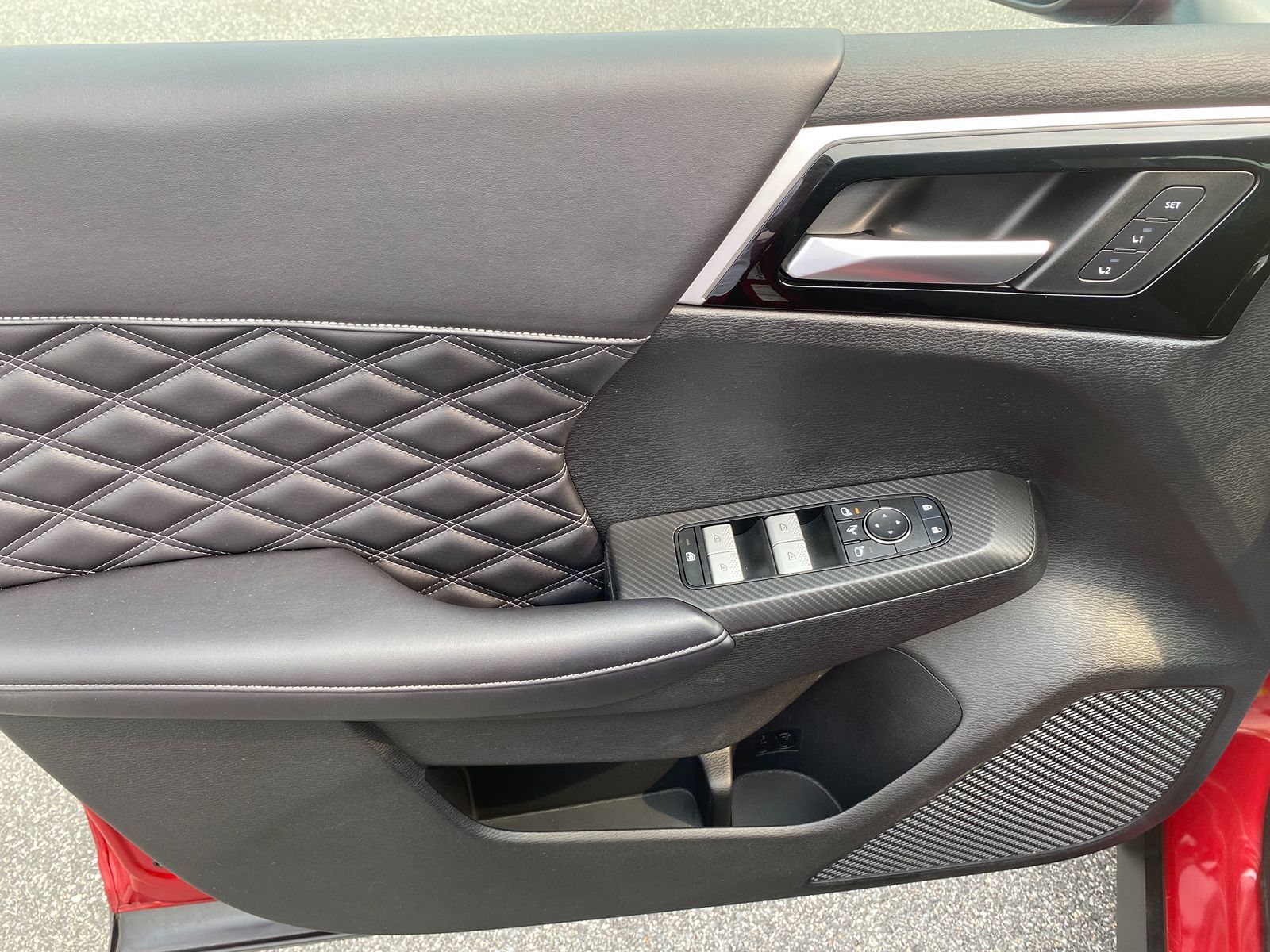 2023 Mitsubishi Outlander Plug-In Hybrid SEL - Photo 11