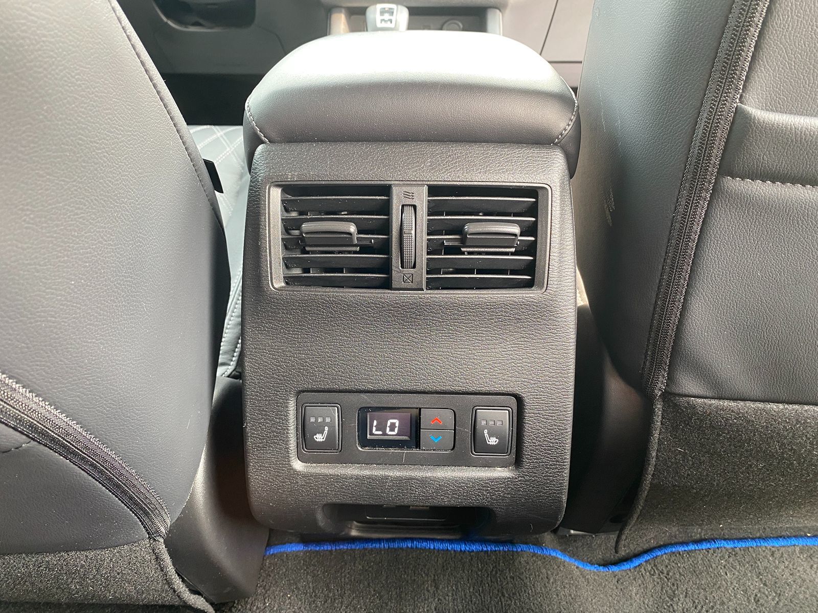 2023 Mitsubishi Outlander Plug-In Hybrid SEL - Photo 27