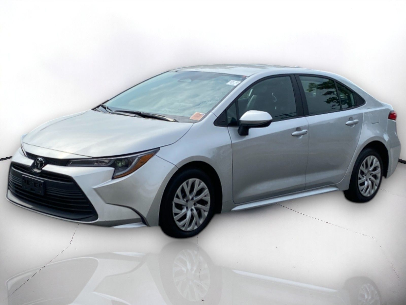 2023 Toyota Corolla LE photo 2