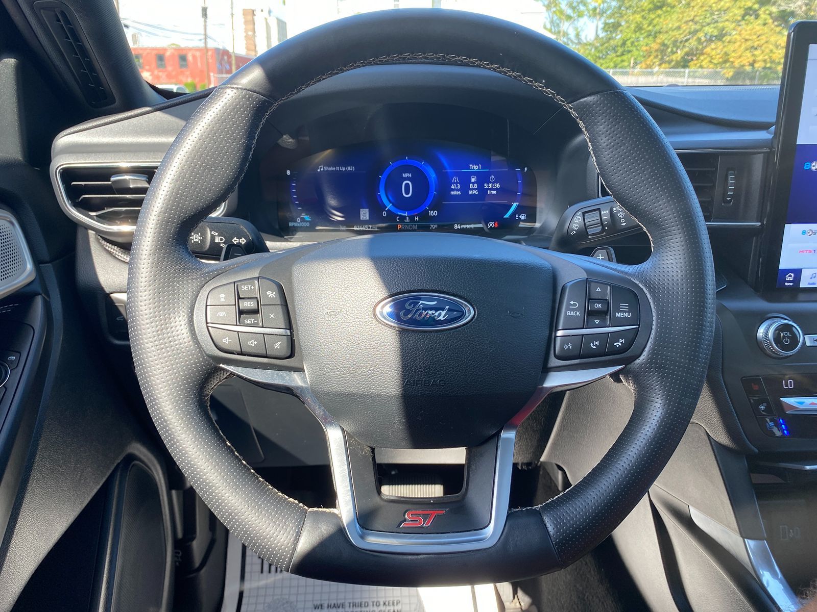 2020 Ford Explorer ST photo 12