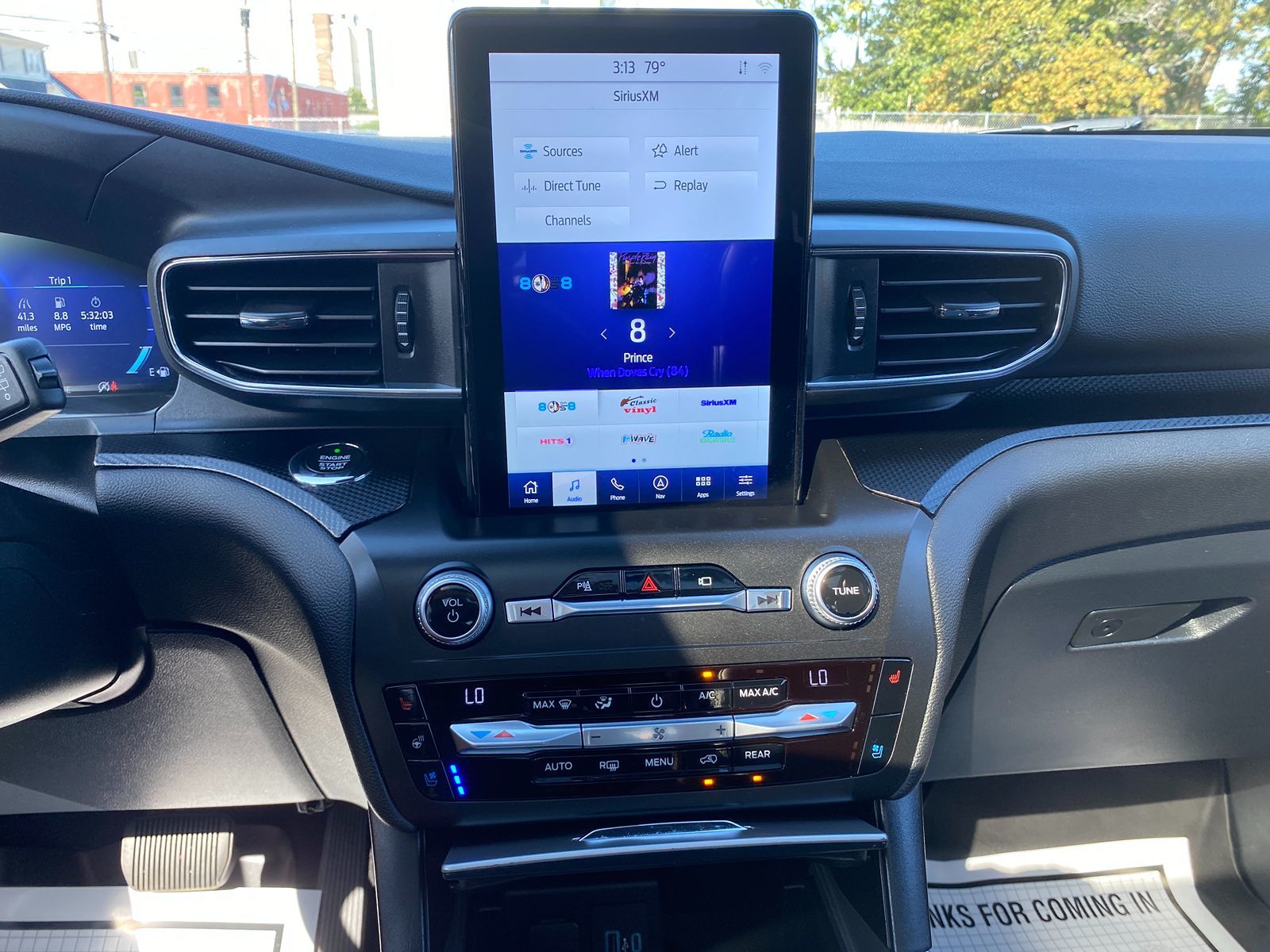 2020 Ford Explorer ST photo 16