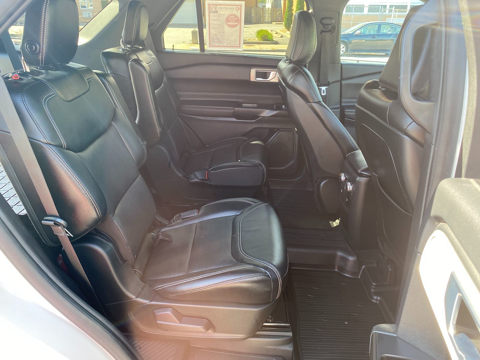 2020 Ford Explorer ST photo 22
