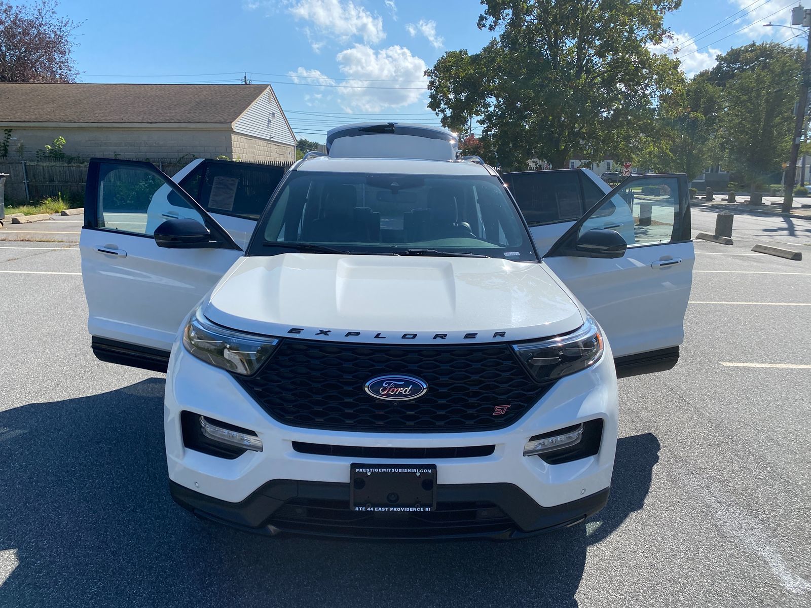 2020 Ford Explorer ST photo 25