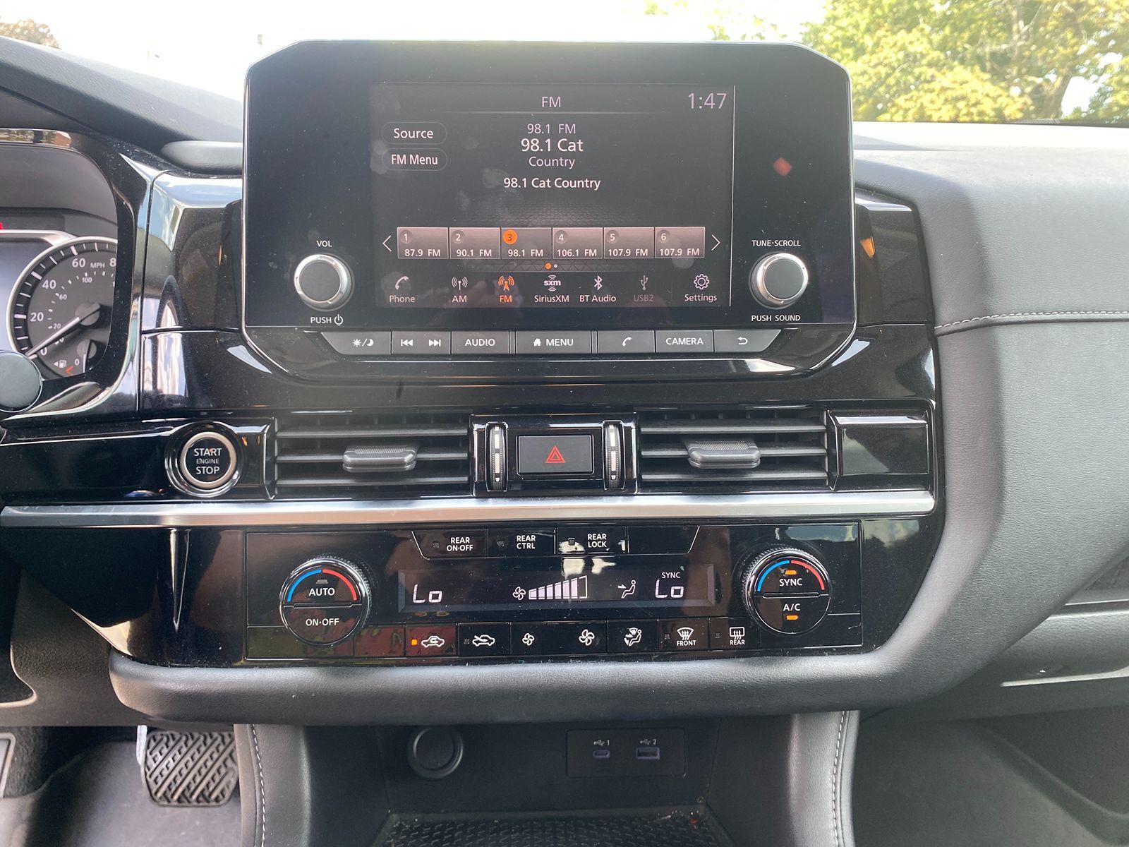 2022 Nissan Pathfinder S photo 16