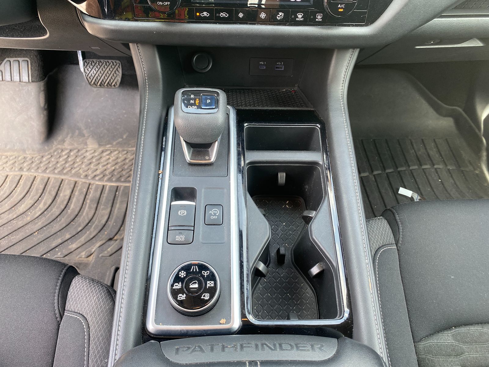 2022 Nissan Pathfinder S photo 18