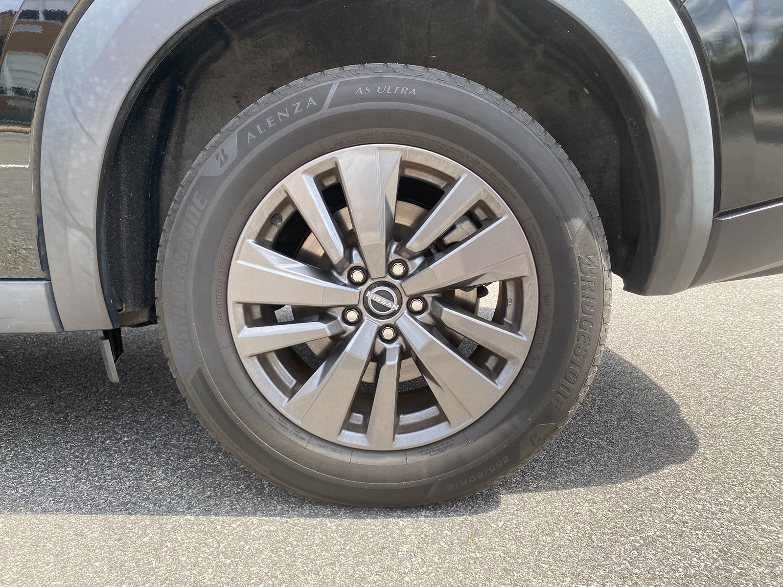 2022 Nissan Pathfinder S photo 26