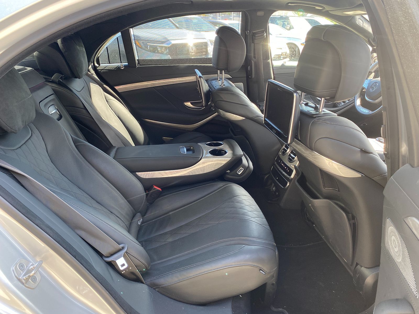 2016 Mercedes Benz S 550 4MATIC photo 21