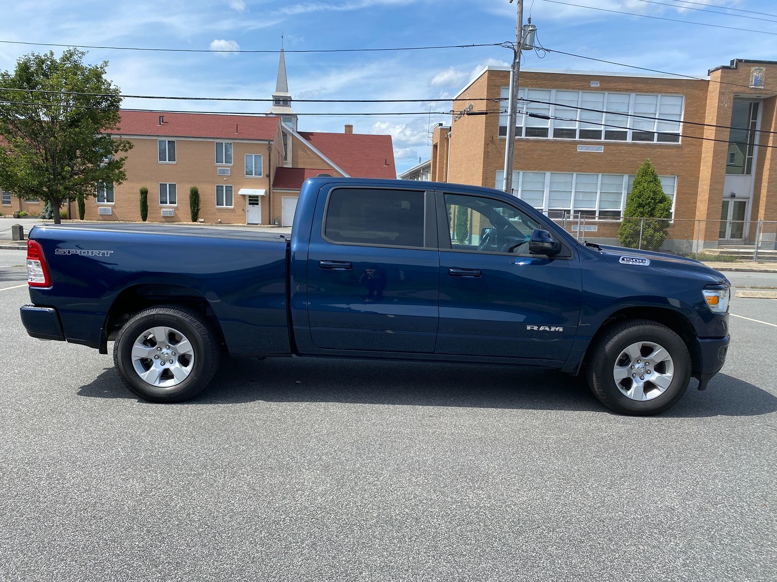 2023 Ram 1500 Big Horn photo 4