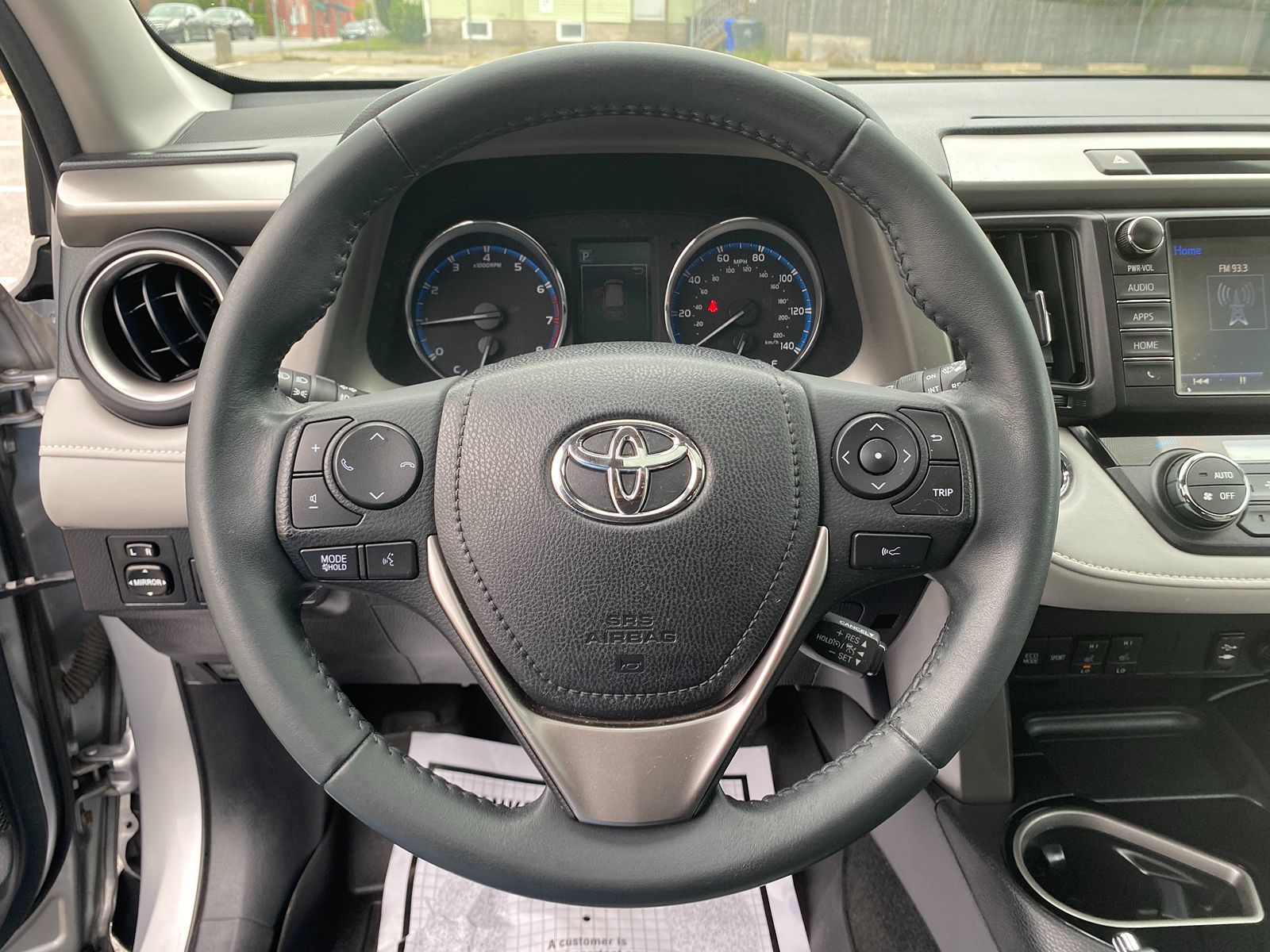 2017 Toyota RAV4 Limited photo 13