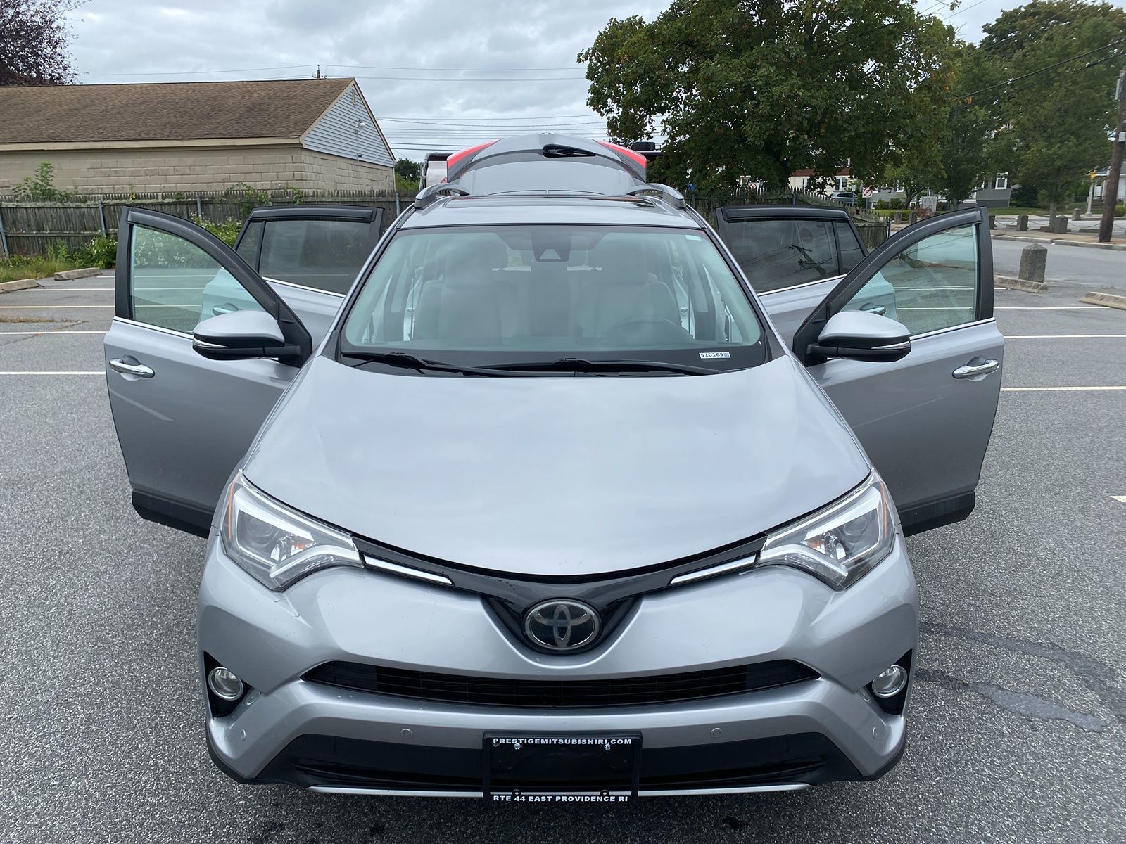 2017 Toyota RAV4 Limited photo 27
