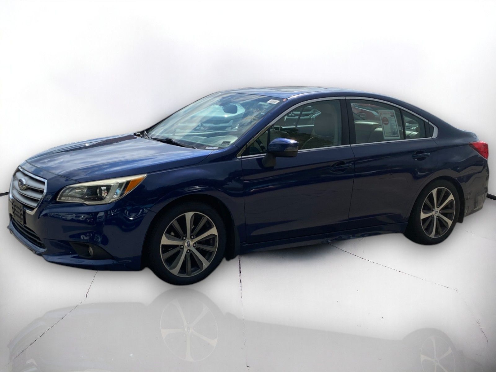 2015 Subaru Legacy 2.5i Limited photo 2