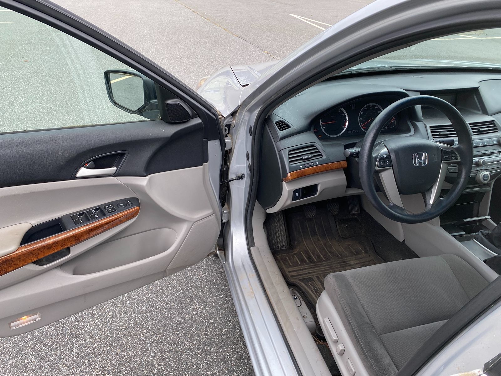 2012 Honda Accord EX photo 8