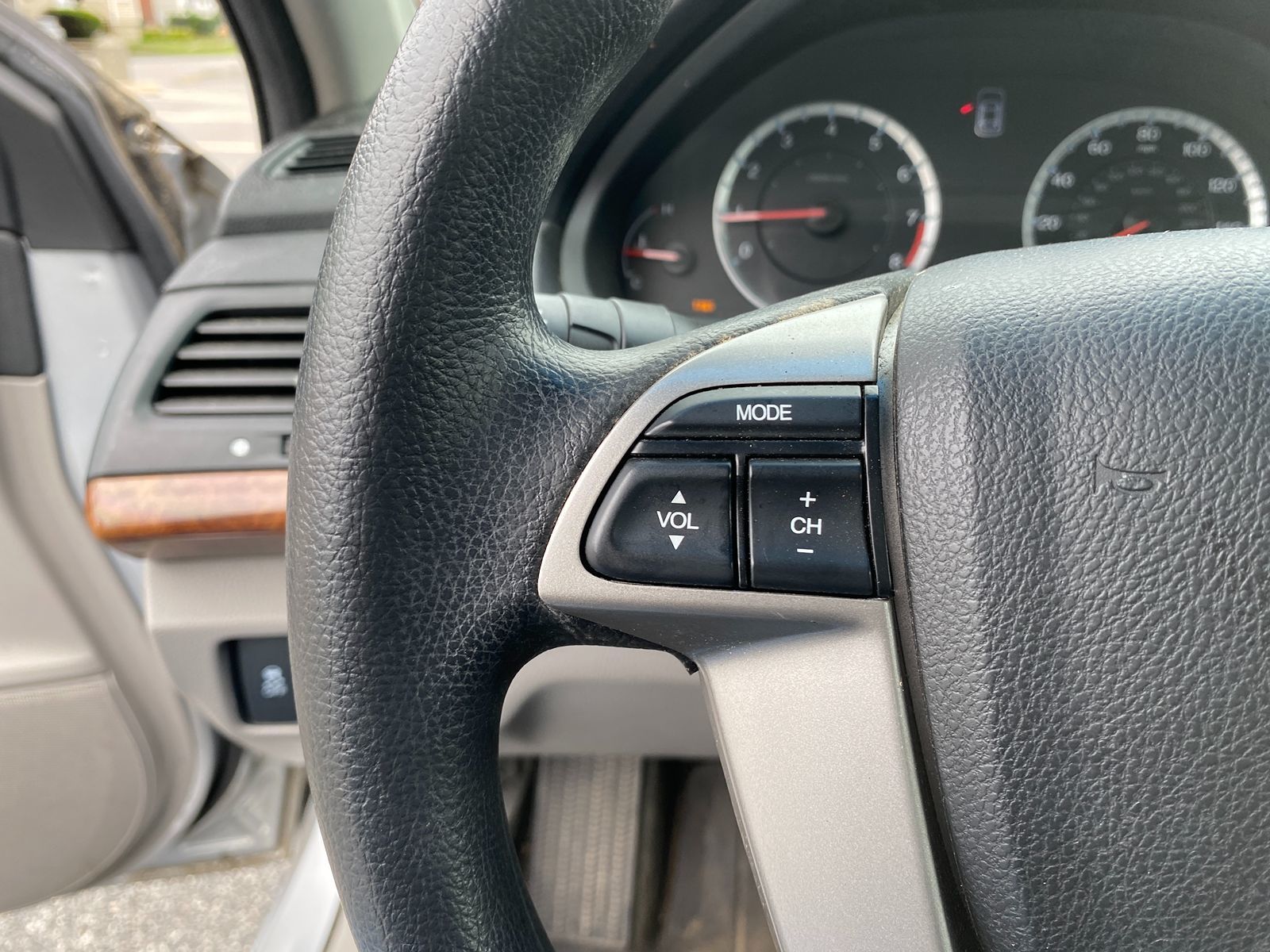 2012 Honda Accord EX photo 12