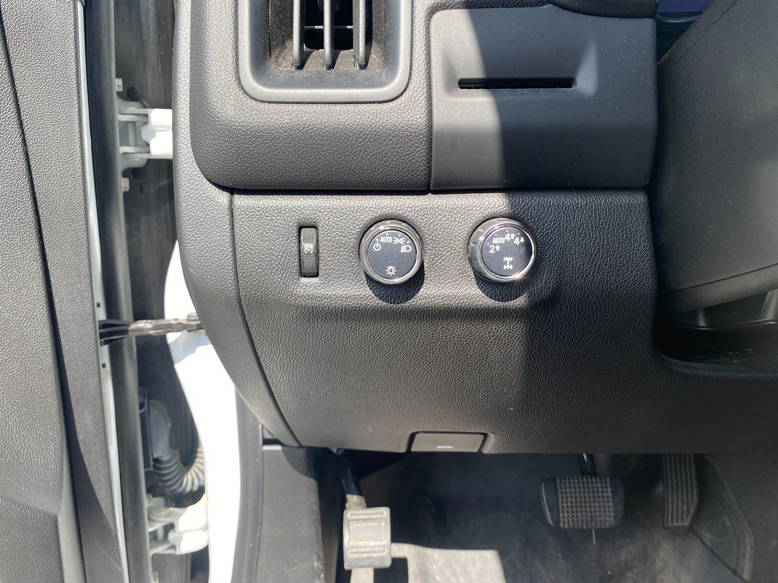 2019 Chevrolet Colorado LT photo 11