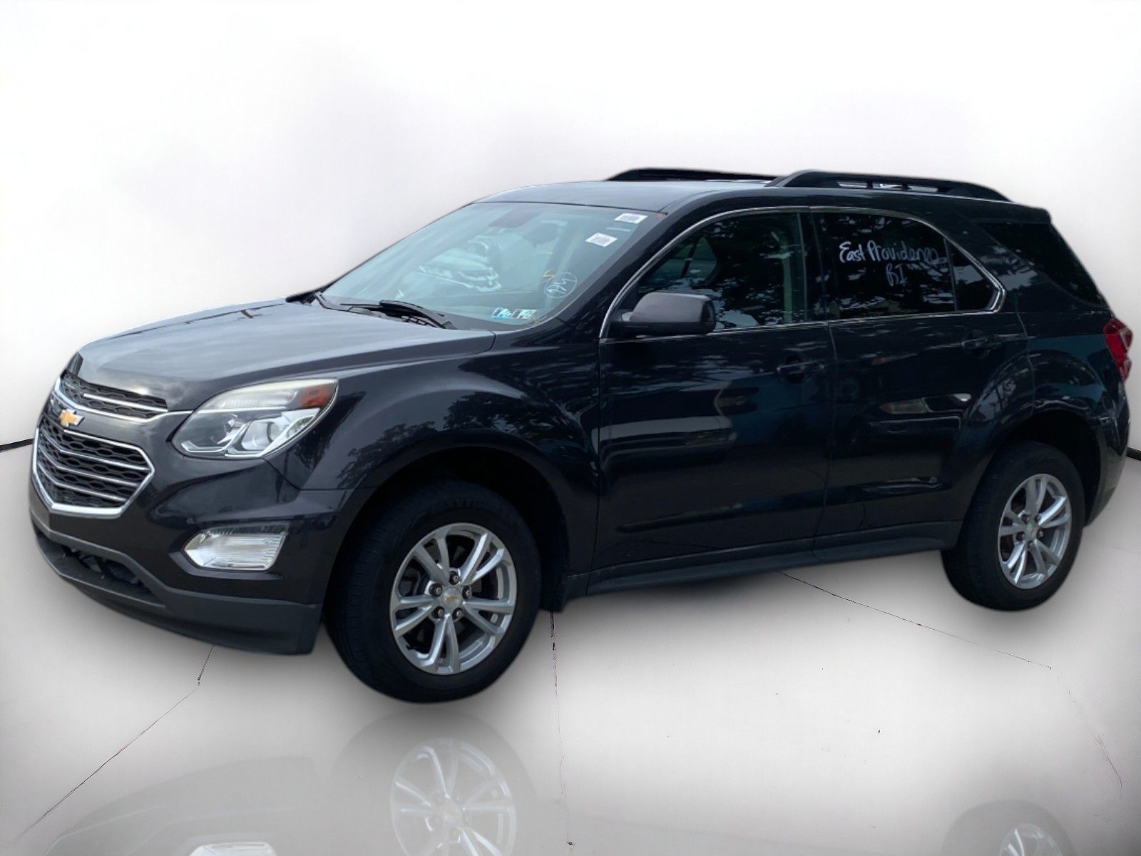2016 Chevrolet Equinox LT photo 2