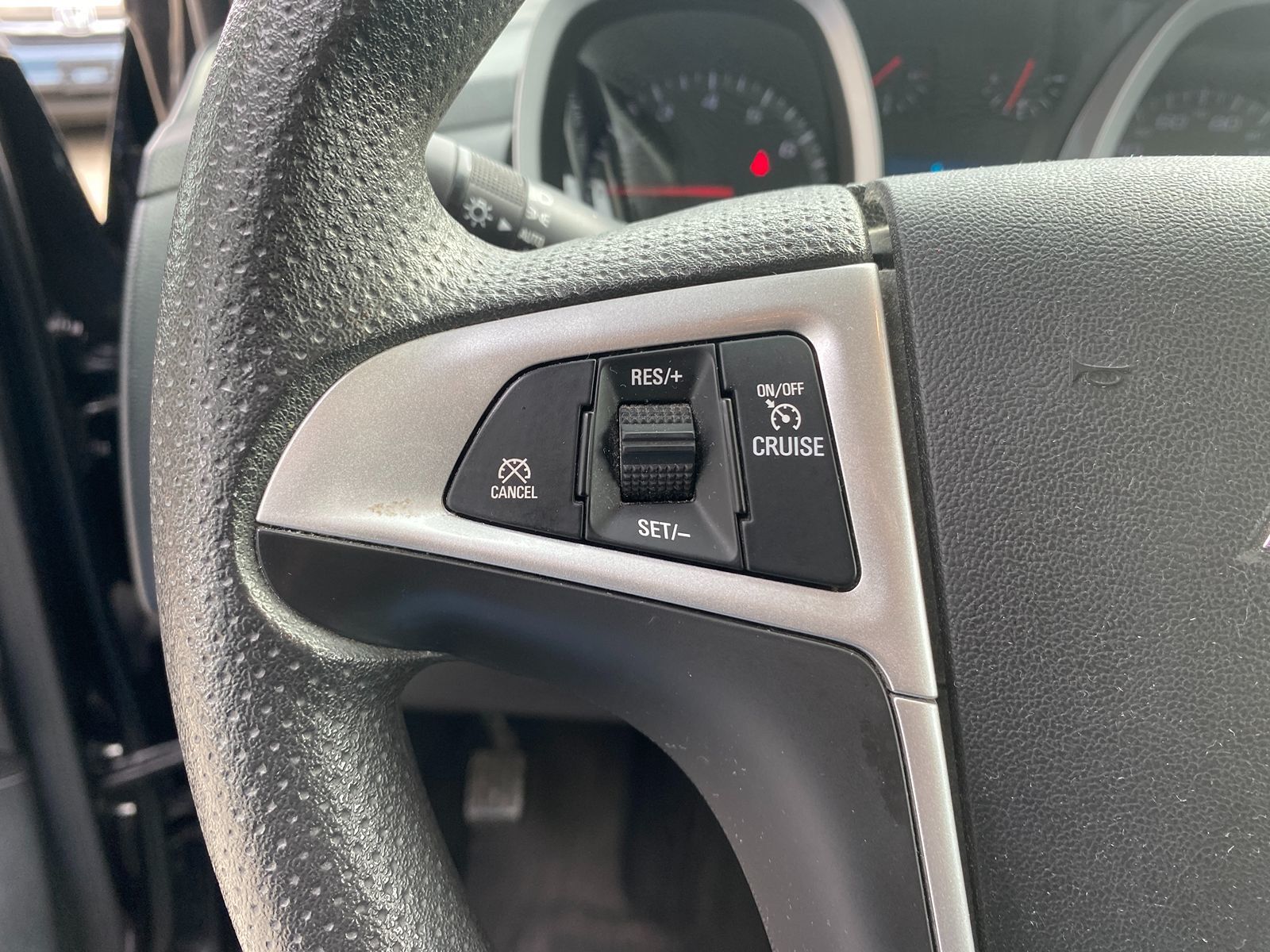 2016 Chevrolet Equinox LT photo 13