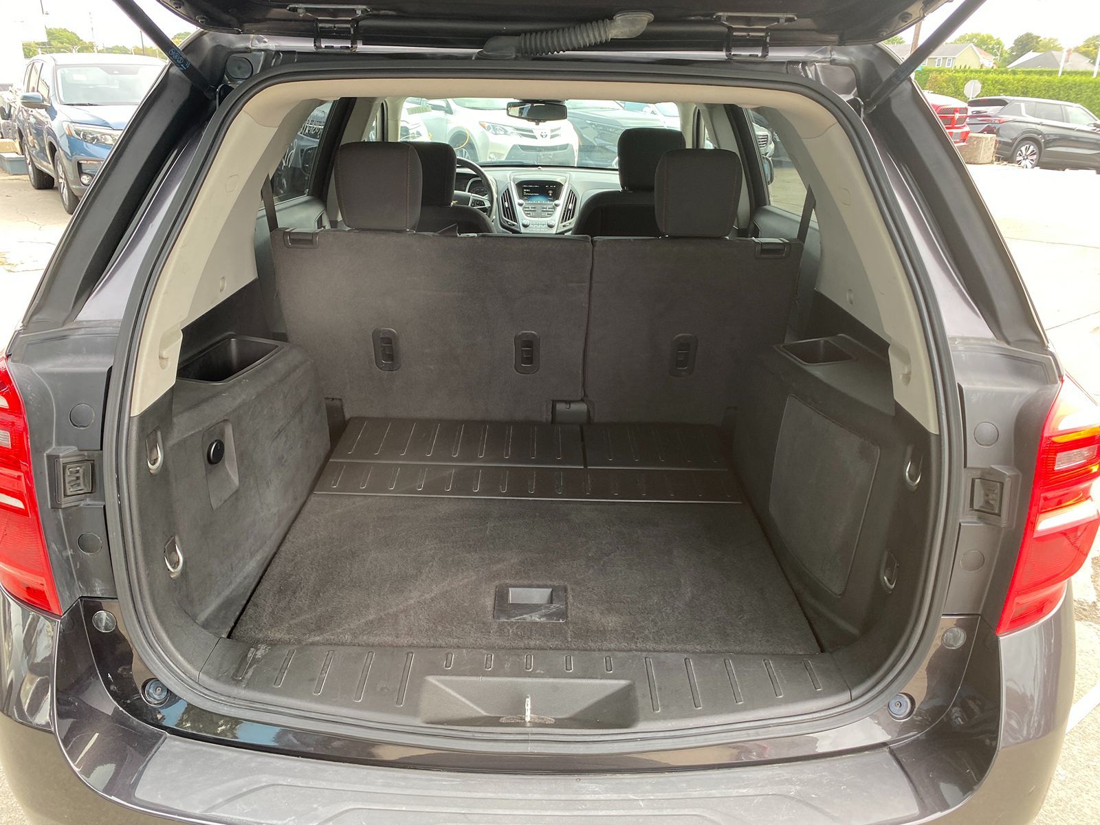 2016 Chevrolet Equinox LT photo 21
