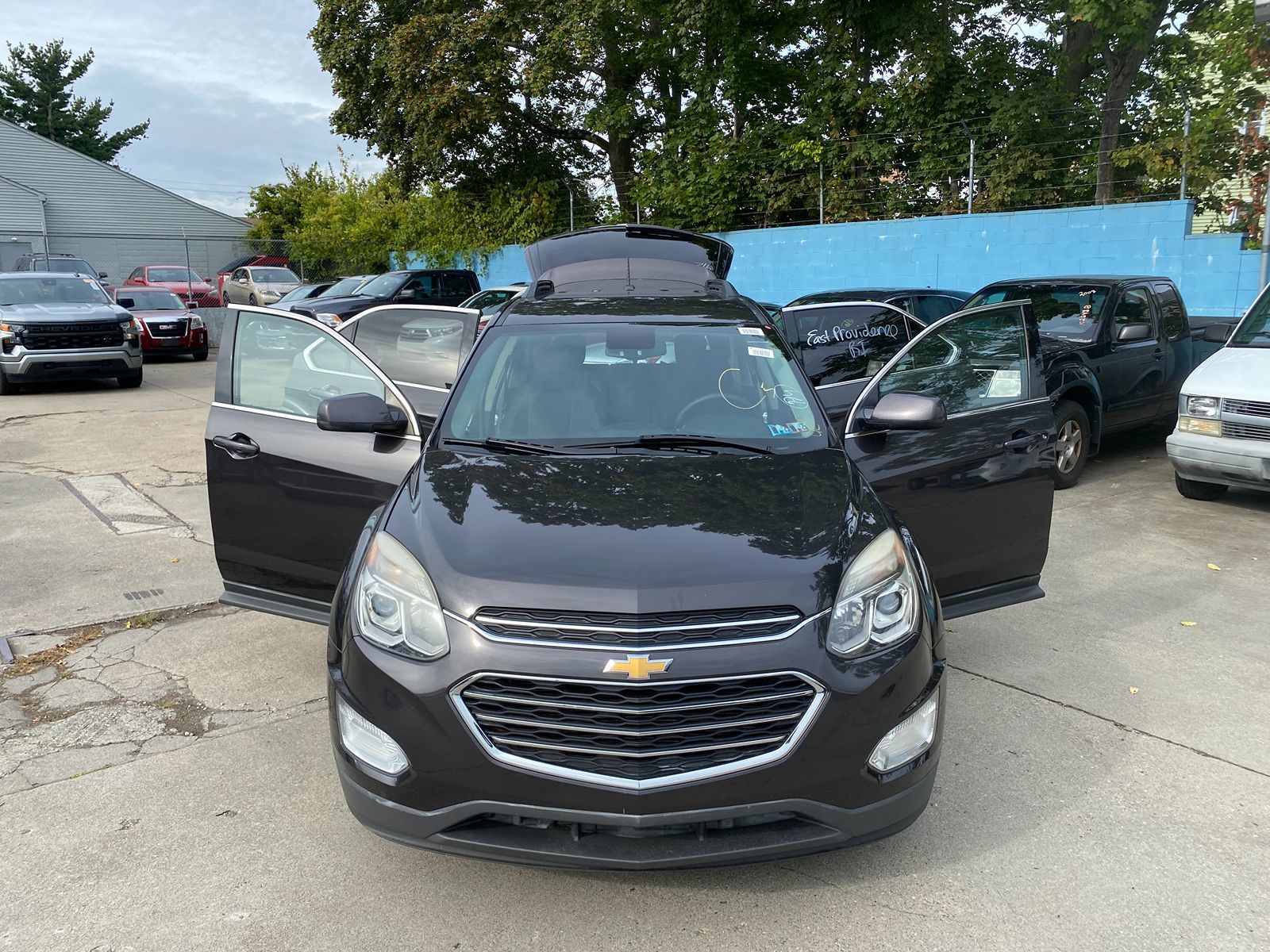 2016 Chevrolet Equinox LT photo 25