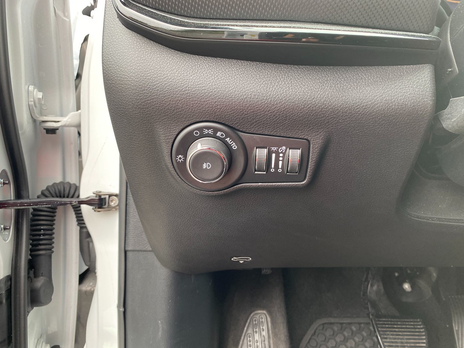 2024 Jeep Compass Trailhawk photo 12