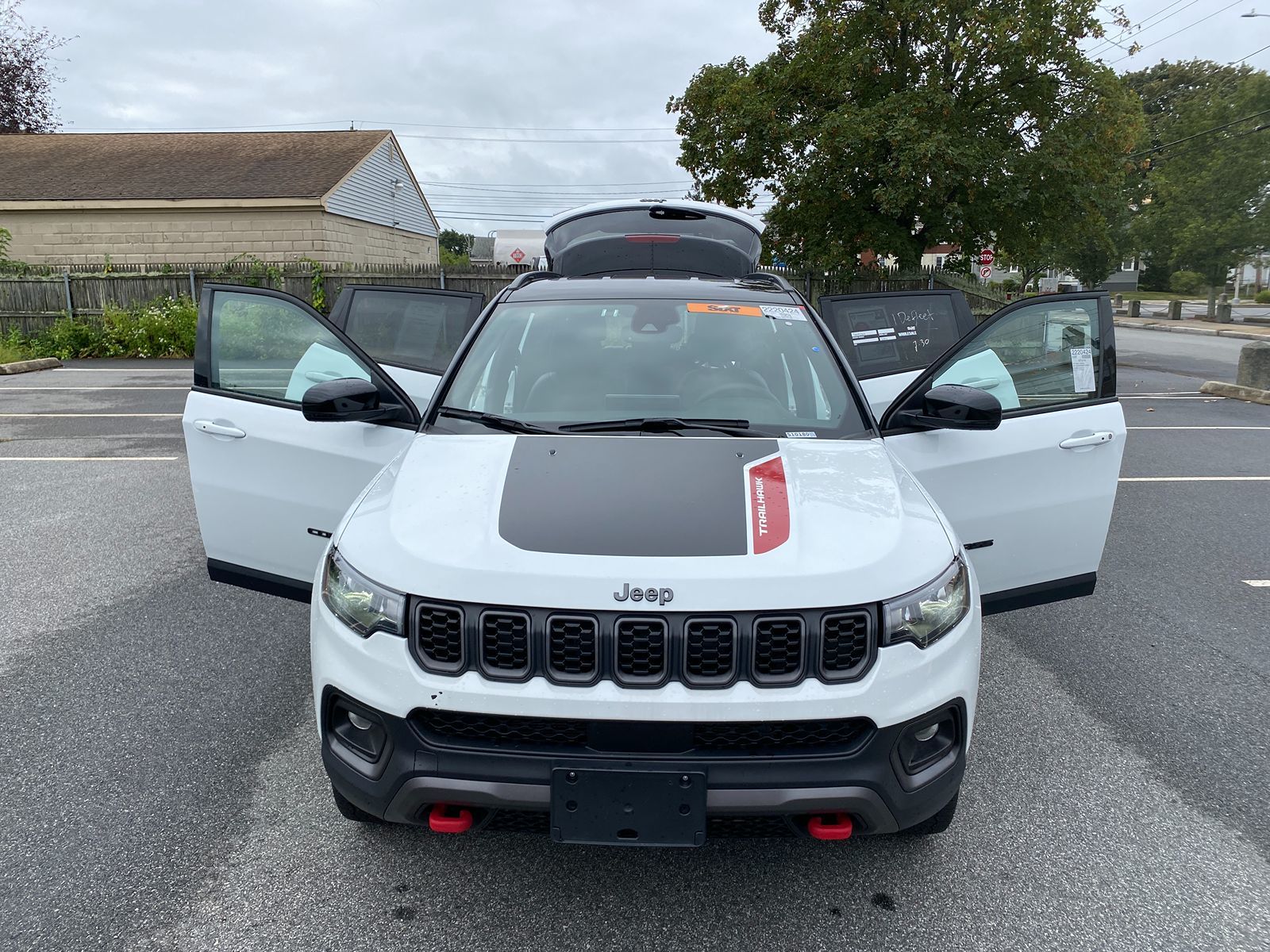 2024 Jeep Compass Trailhawk photo 25