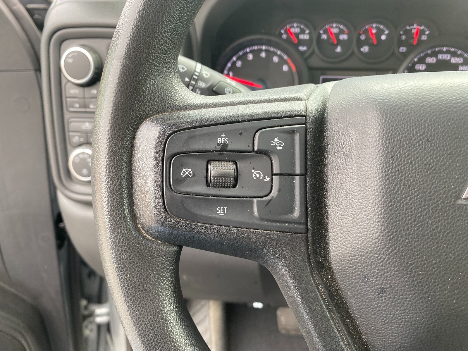 2023 Chevrolet Silverado 1500 Custom photo 14