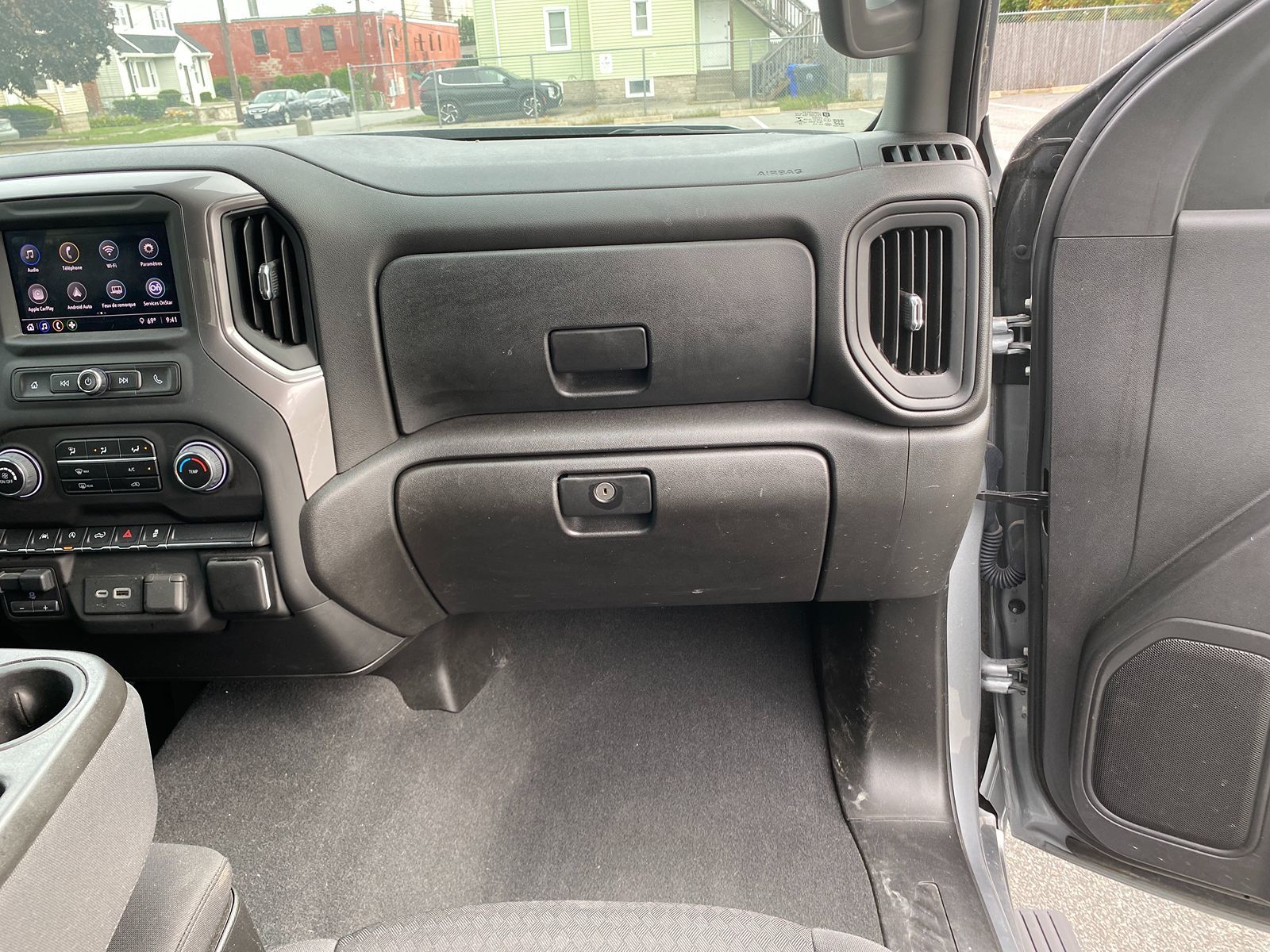 2023 Chevrolet Silverado 1500 Custom photo 26