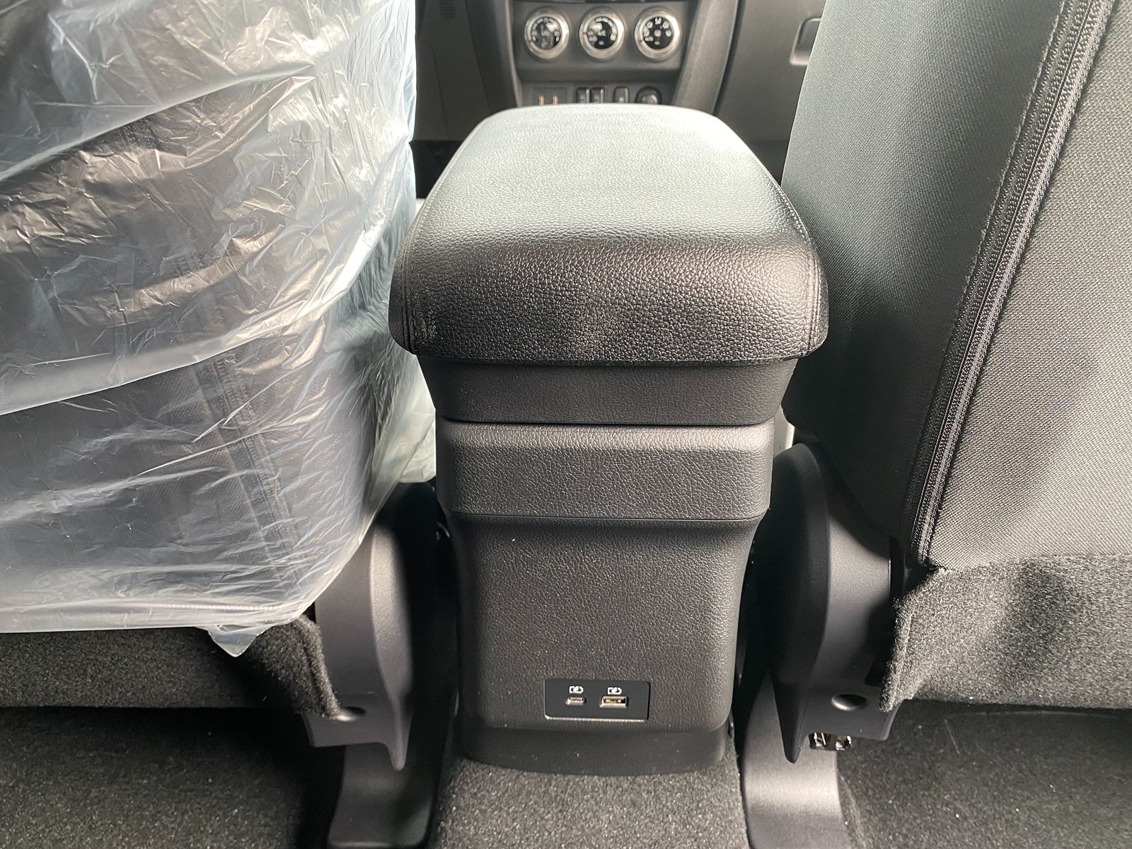 2025 Mitsubishi Outlander Sport ES SE LE photo 4