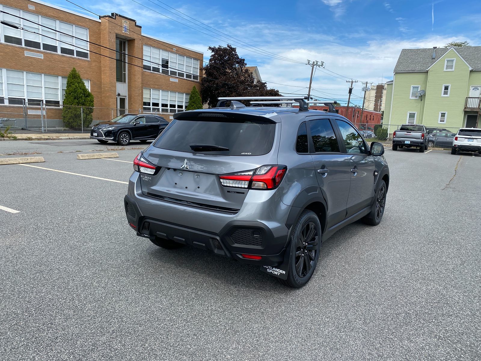 2025 Mitsubishi Outlander Sport ES SE LE photo 3