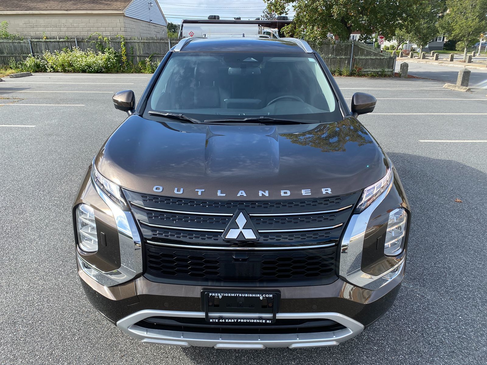 2022 Mitsubishi Outlander SEL photo 3