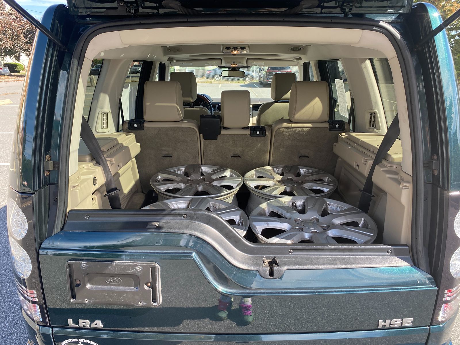 2016 Land Rover LR4 HSE photo 20