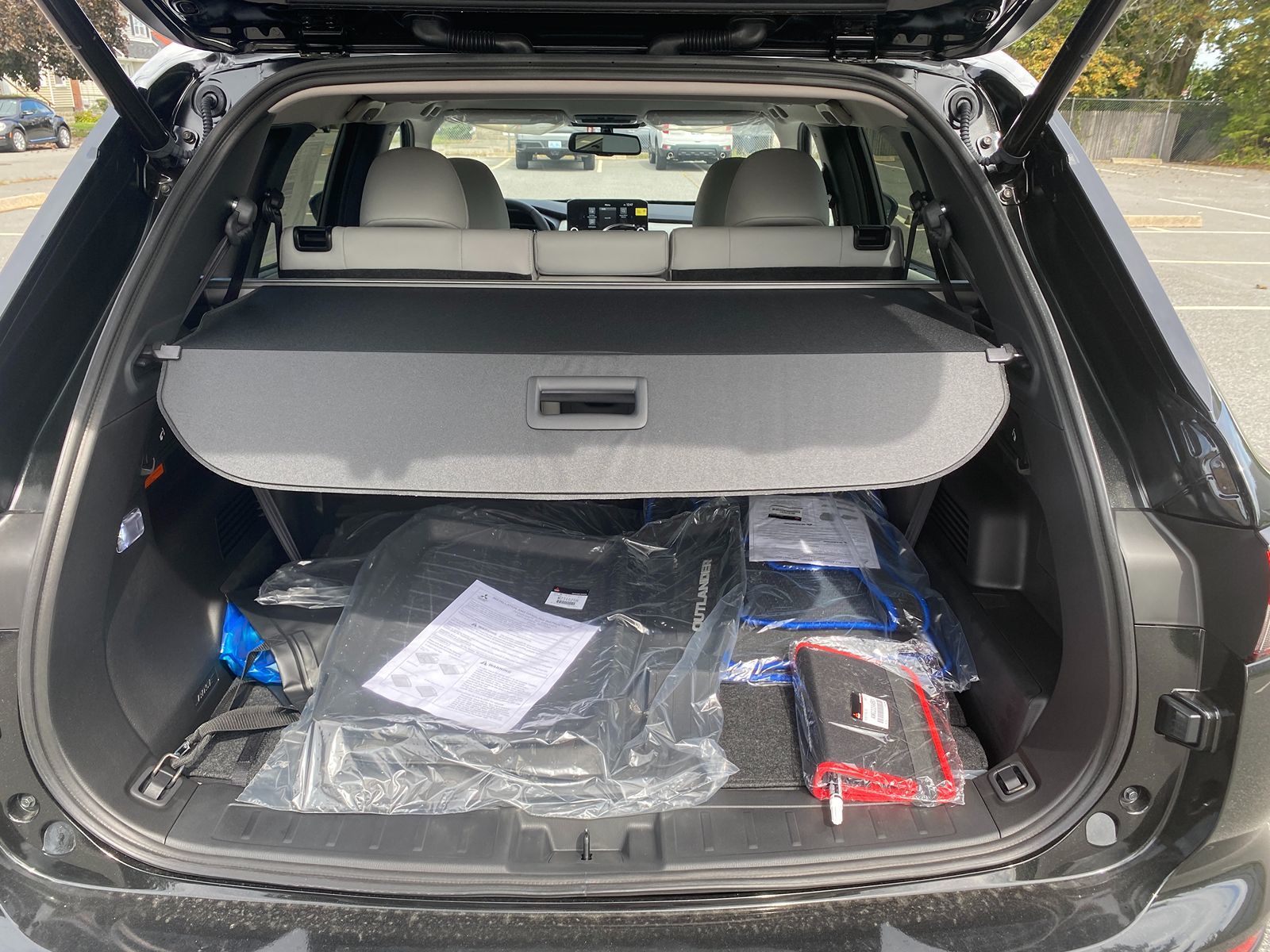 2025 Mitsubishi Outlander PHEV SEL Platinum photo 22