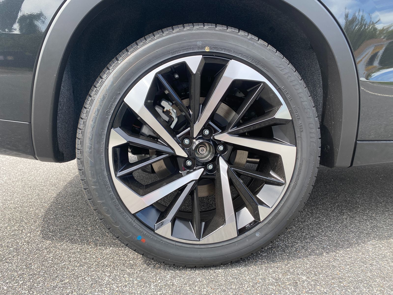 2025 Mitsubishi Outlander PHEV SEL Platinum photo 28