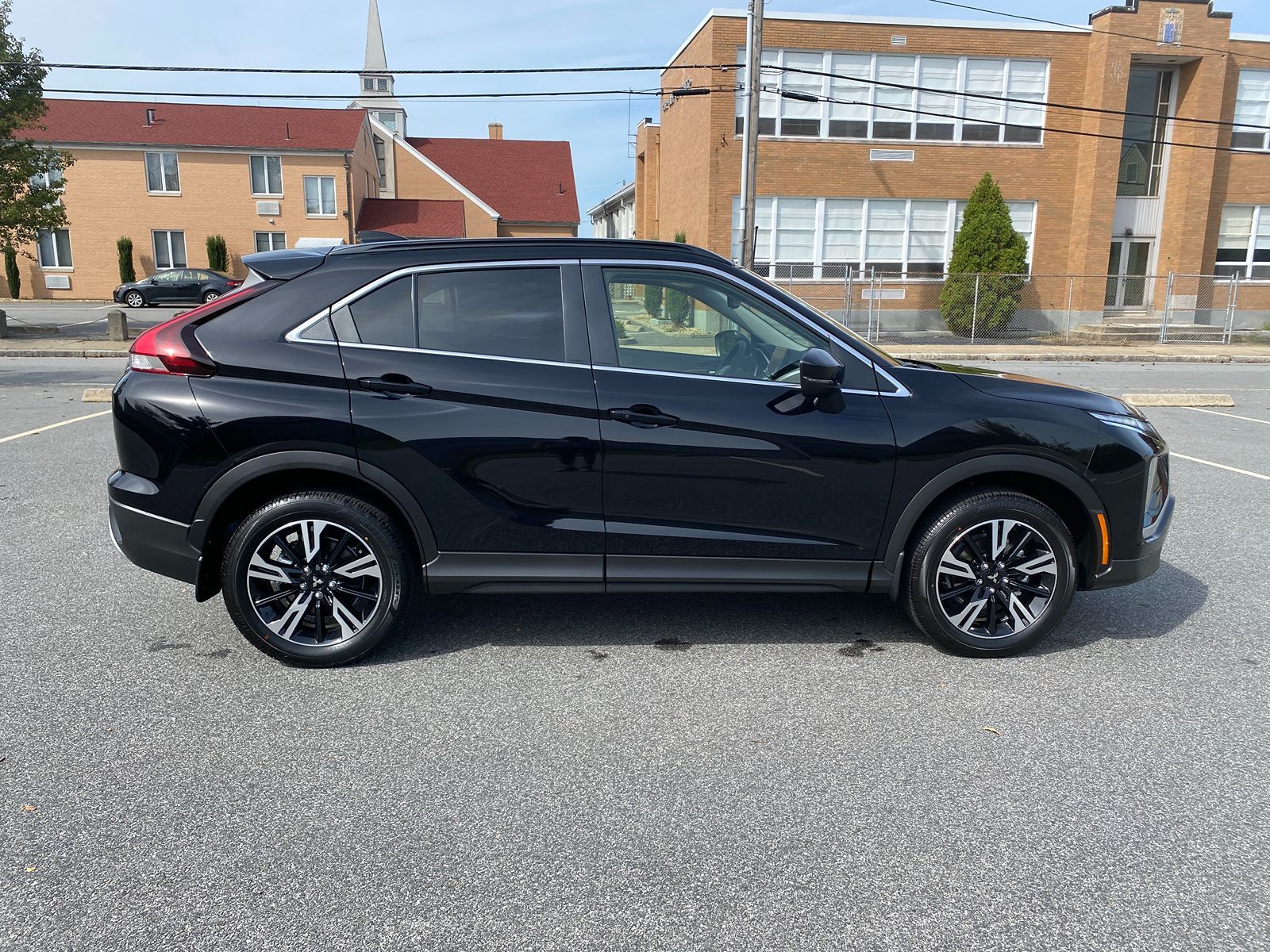 2026 Mitsubishi Eclipse Cross SE photo 4