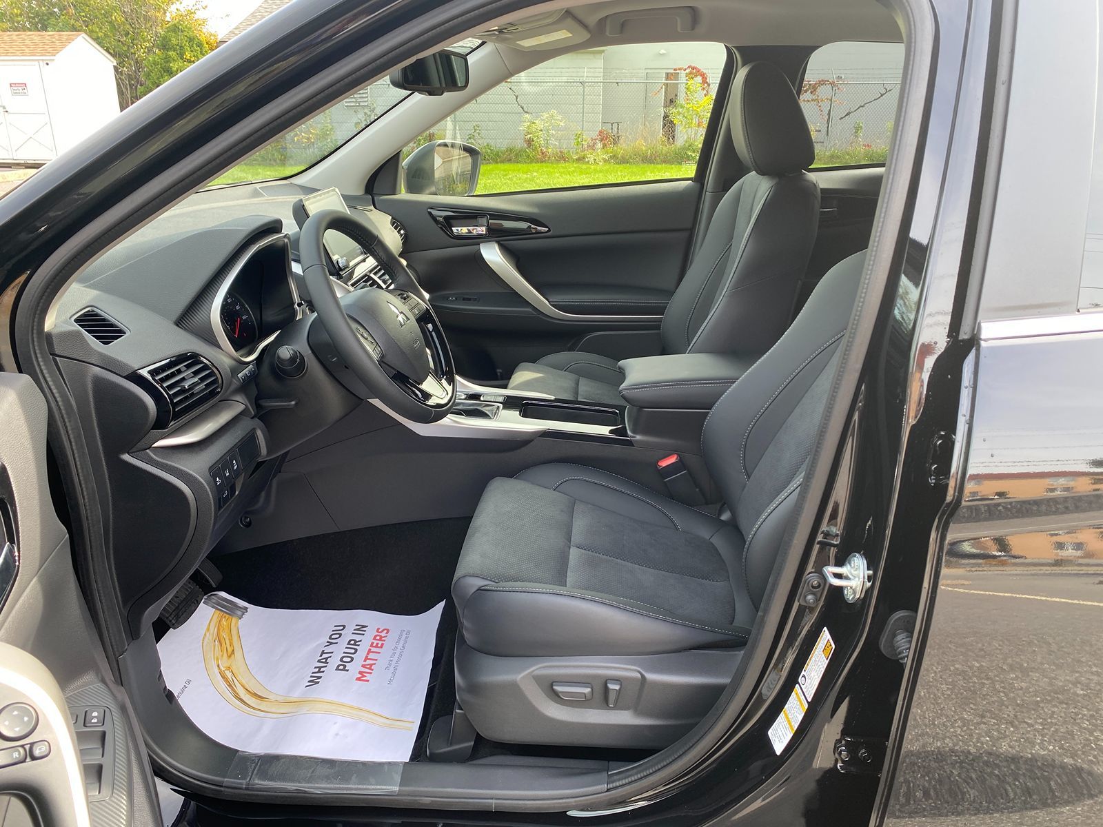 2026 Mitsubishi Eclipse Cross SE photo 11