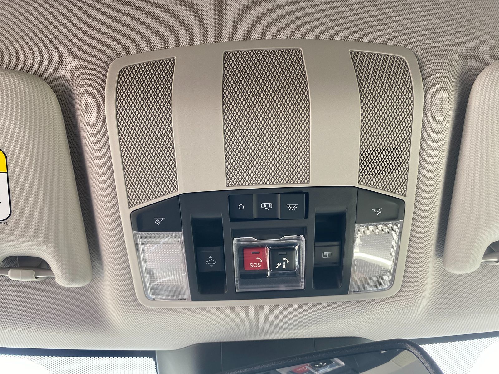 2026 Mitsubishi Eclipse Cross SE photo 20