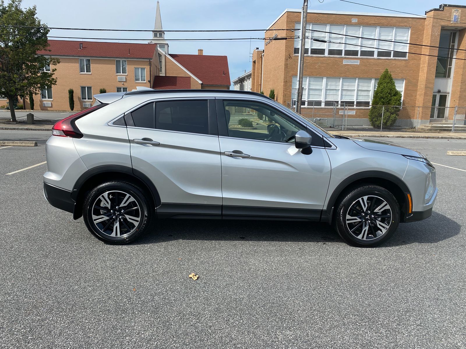 2026 Mitsubishi Eclipse Cross SE photo 4