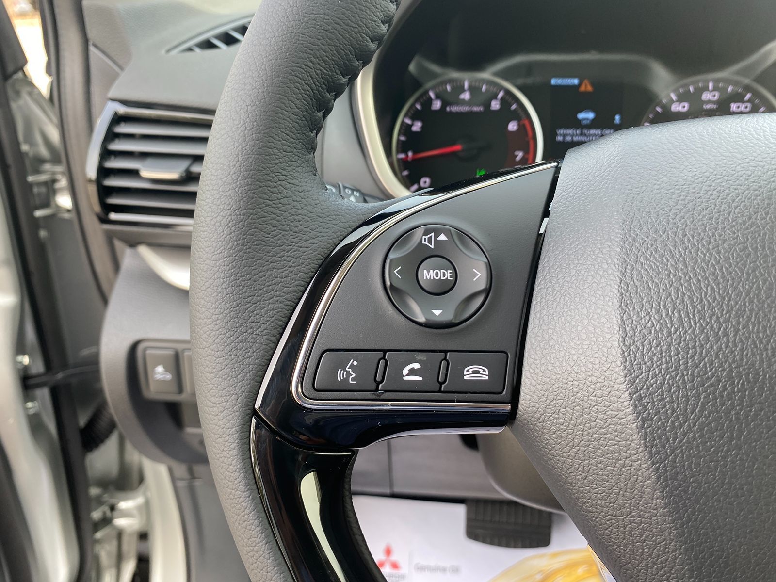 2026 Mitsubishi Eclipse Cross SE photo 14