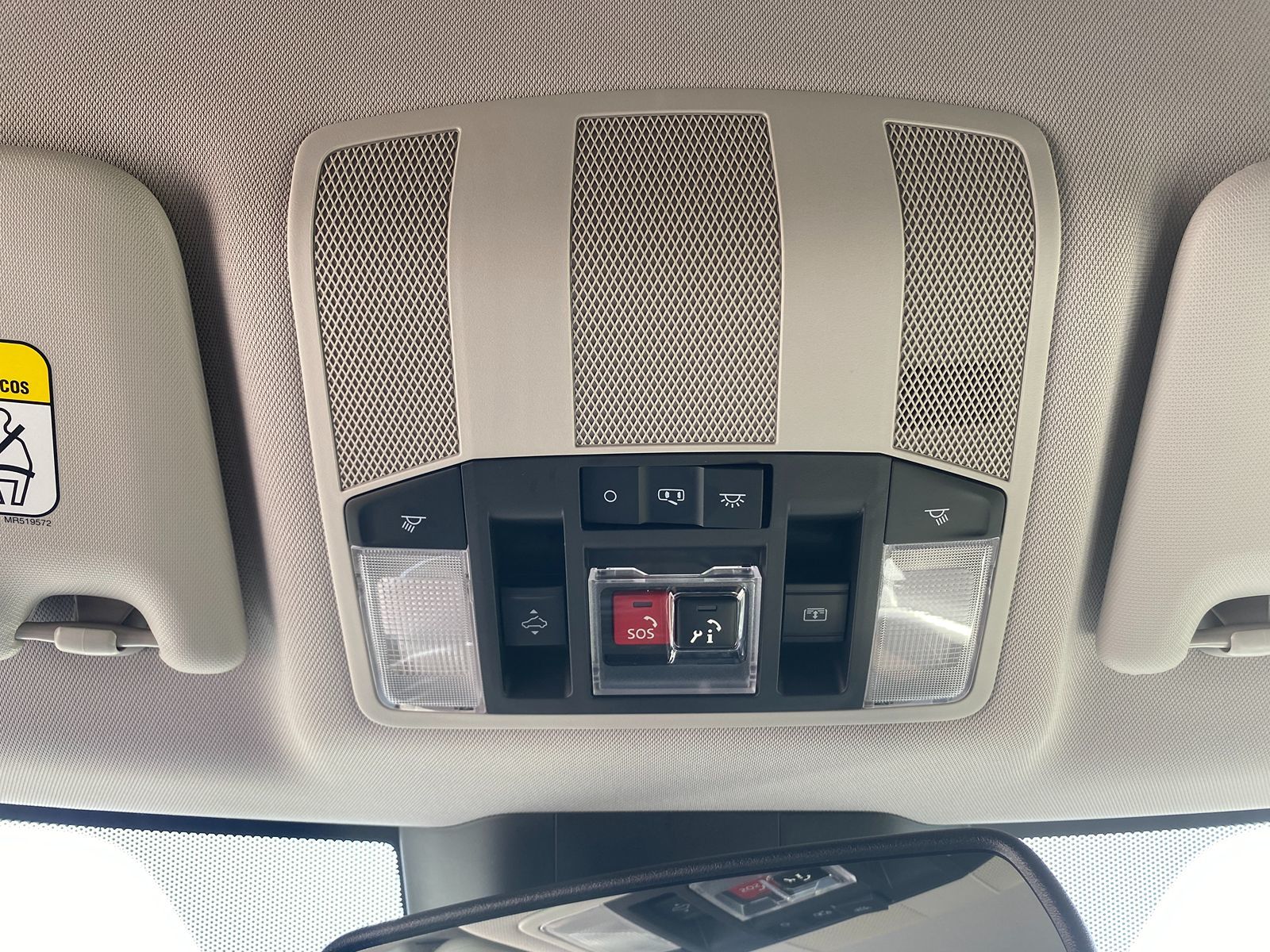 2026 Mitsubishi Eclipse Cross SE photo 20