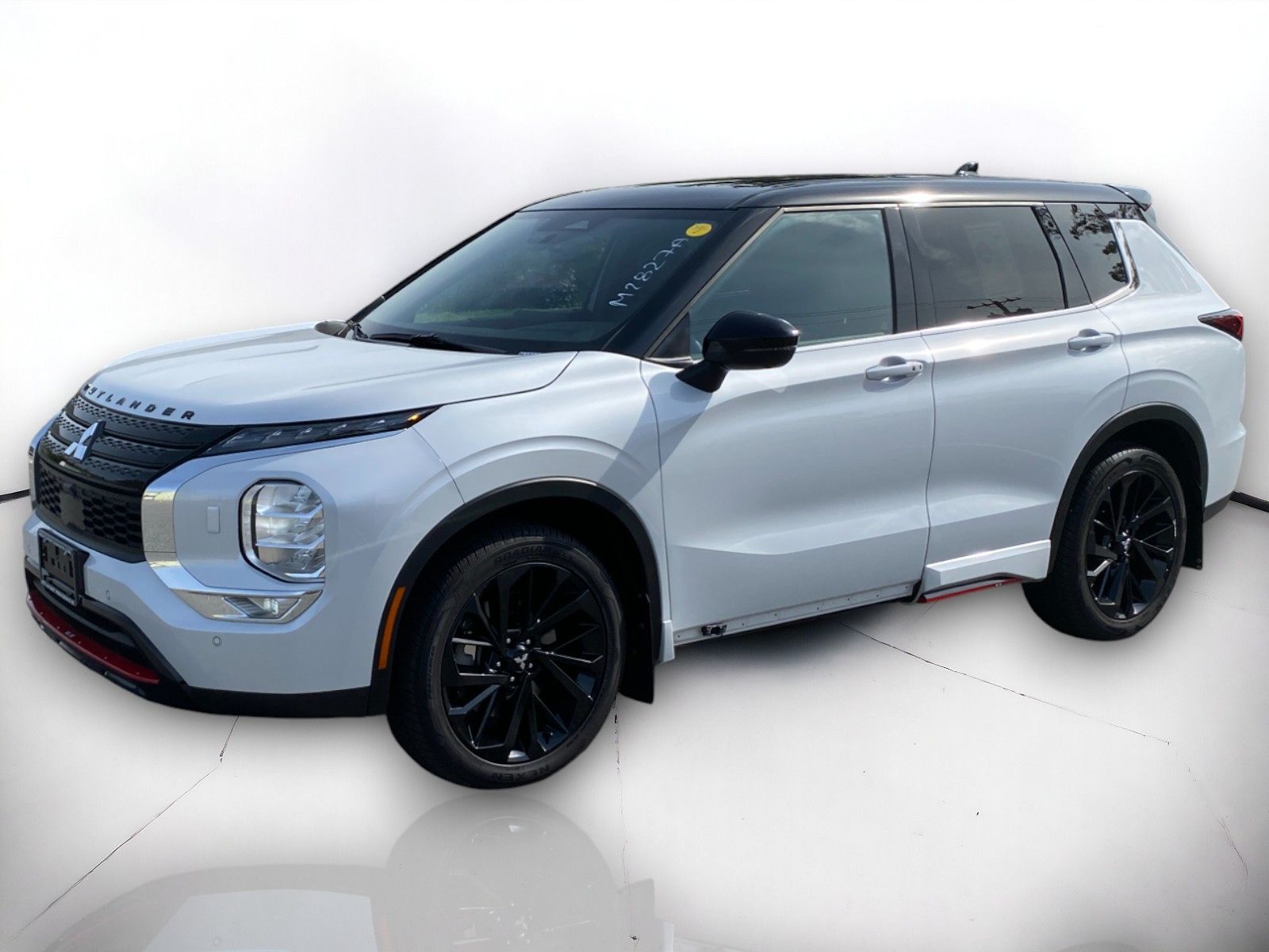2024 Mitsubishi Outlander SE Ralliart photo 2