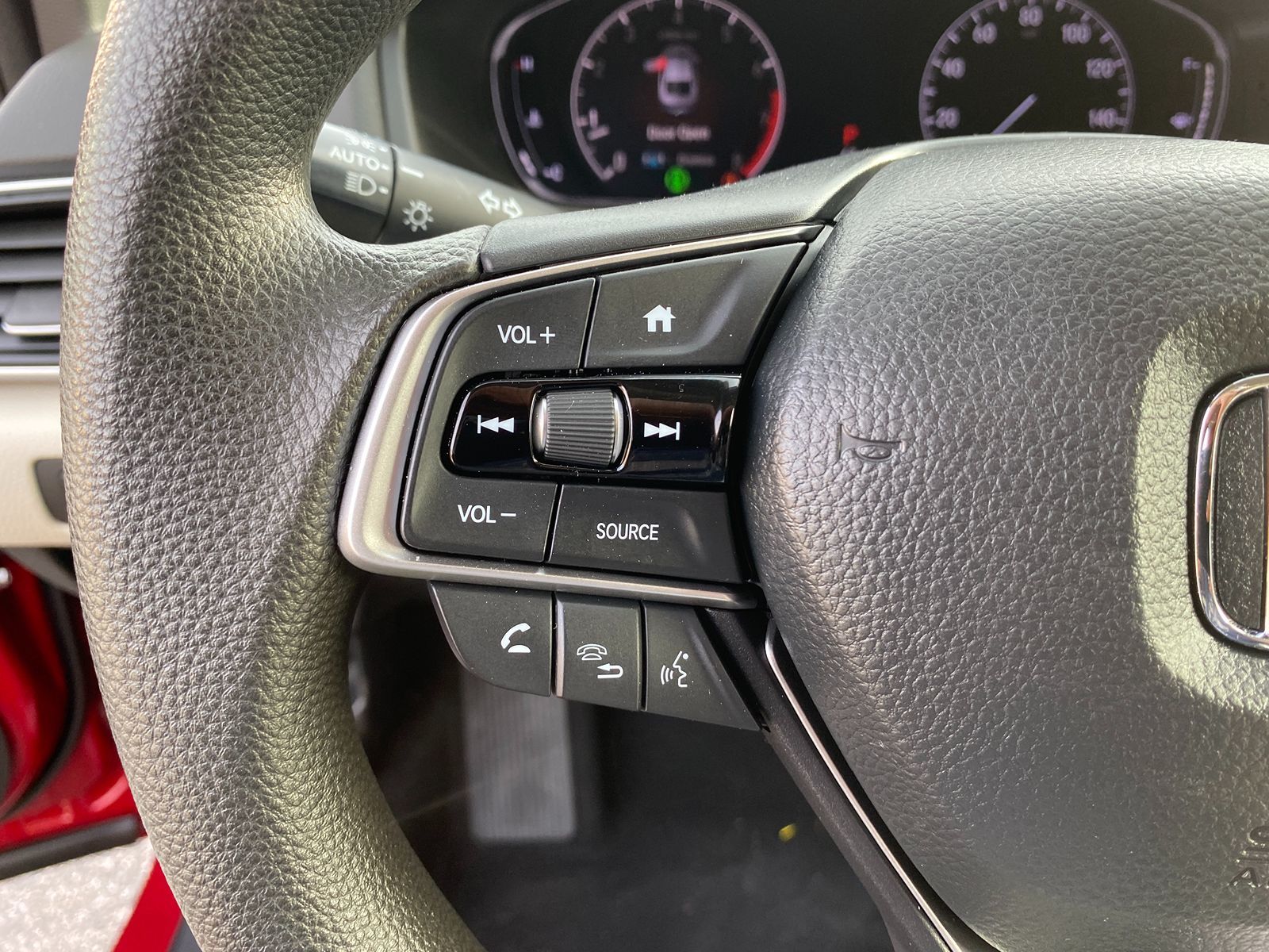 2019 Honda Accord LX 1.5T photo 13